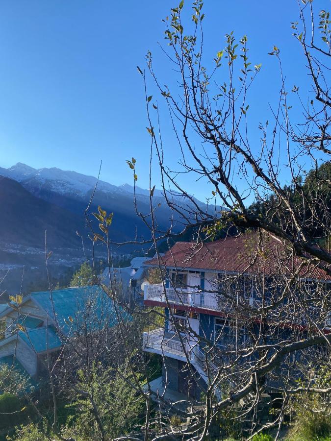 Sahira - The Orchard House Homestay